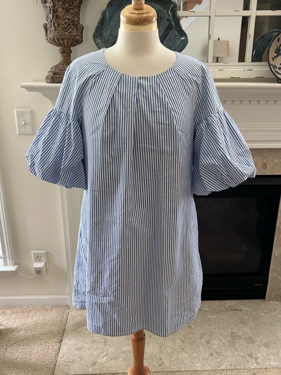 crosby. Dresses & Skirts - Crosby Blue and White Striped Puff-Sleeve Dress